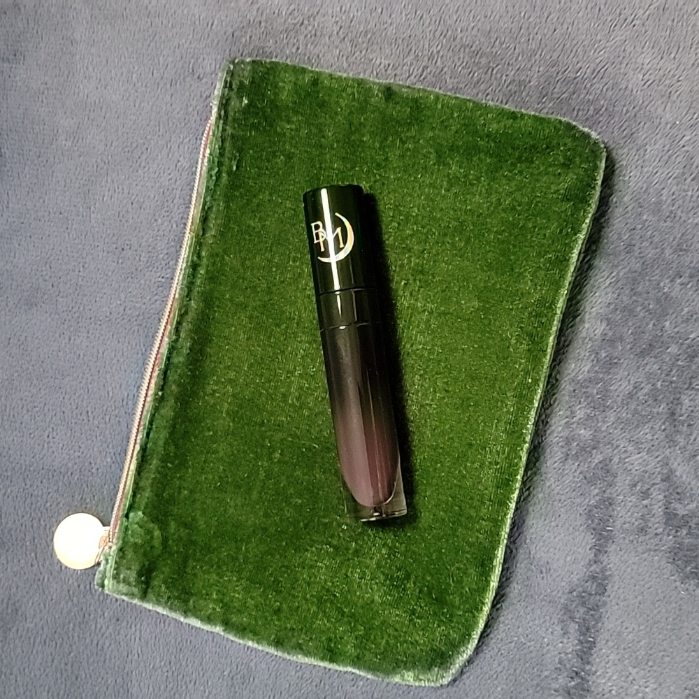 Blackmoon lip gloss